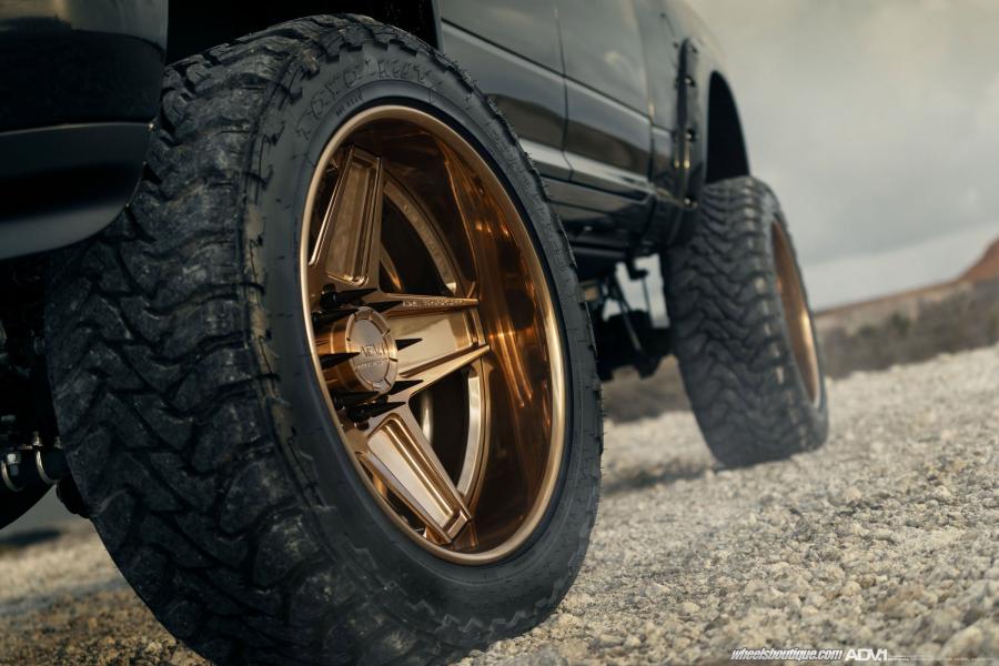  Dodge Ram 2500HD on ADV.1 Wheels (ADV5STruckSpec) 2015 года  (фото 10 из 14)